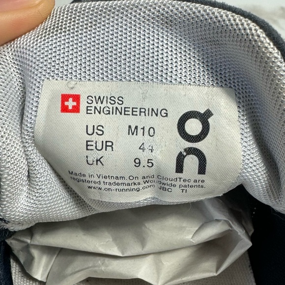 On Cloud 5 Athletic Lifestyle Navy Blue Lightweight Men’s Running Shoes, Size 10 - Picture 10 of 13